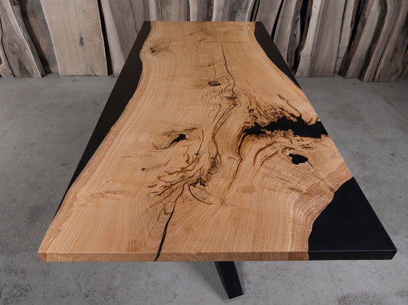 8-seater Oak And Matte Black Resin Table
