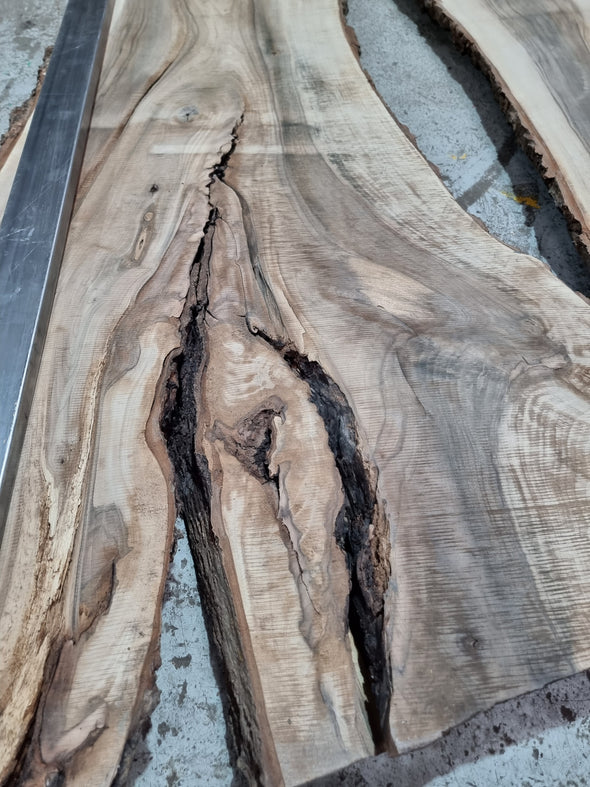 Walnut up to a length of 2.3m