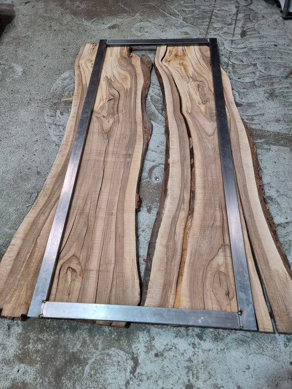 Walnut up to a length of 2.5m