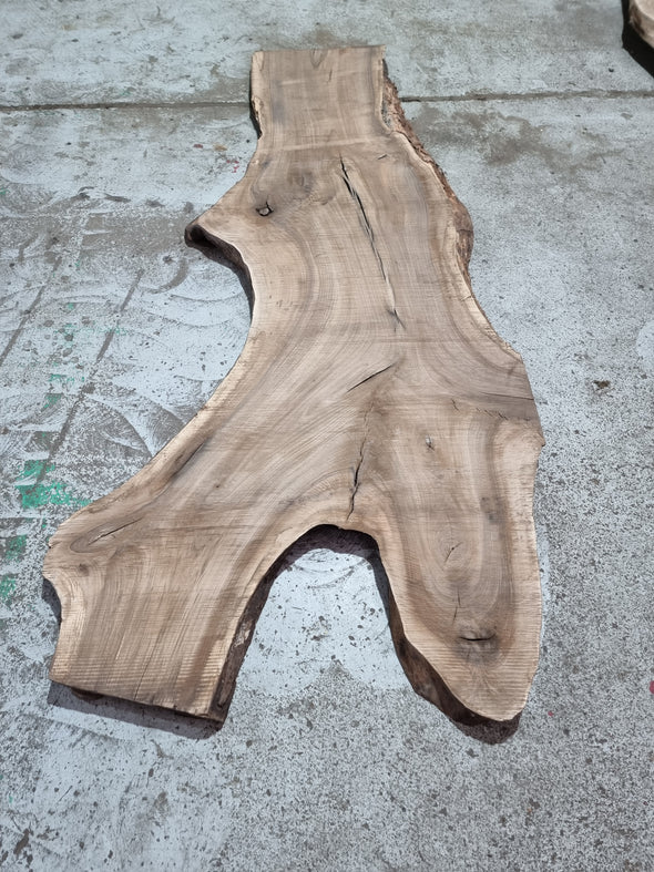 Walnut up to a length of 2.5m