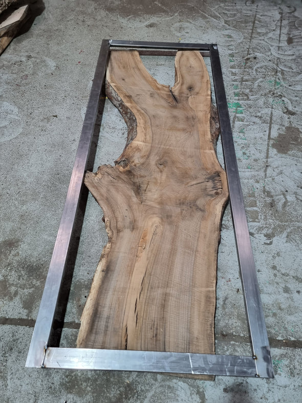 Walnut up to a length of 2.5m