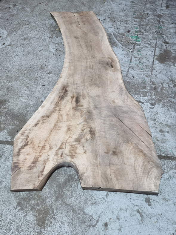 Walnut up to a length of 2.4m