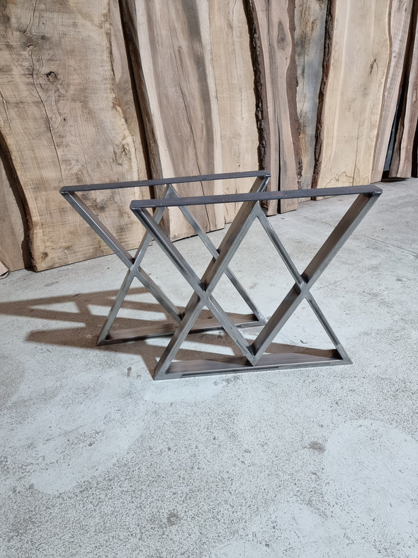 2x Zig-Zag-frame table legs