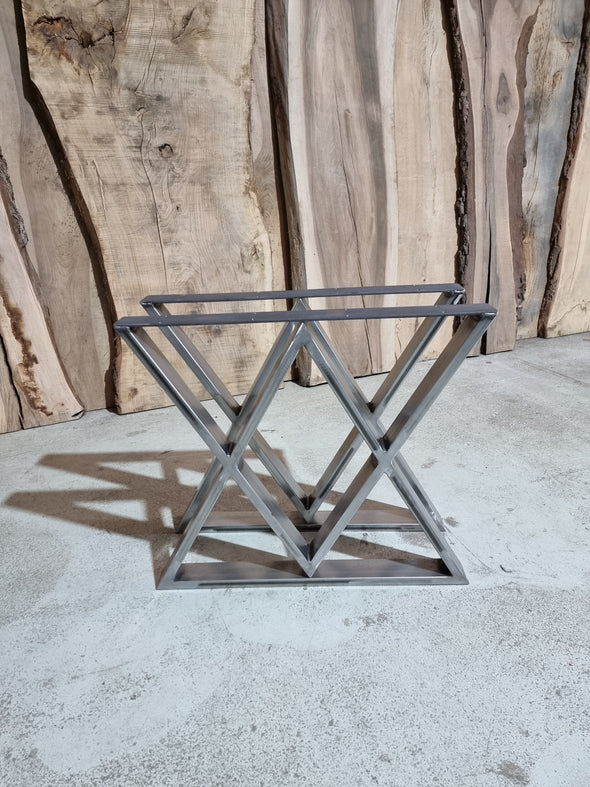 2x Zig-Zag-frame table legs